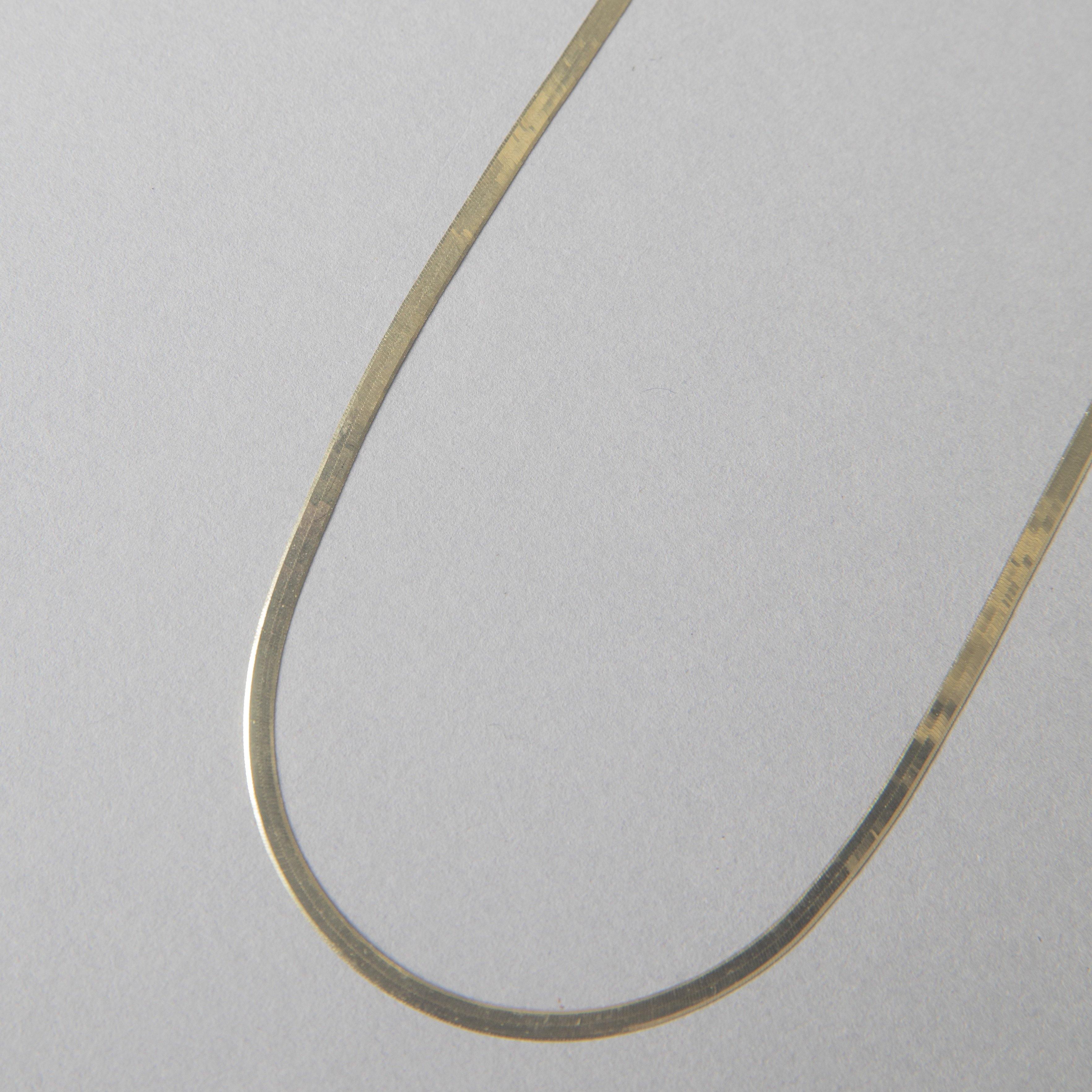 HERRINGBONE NECKLACE