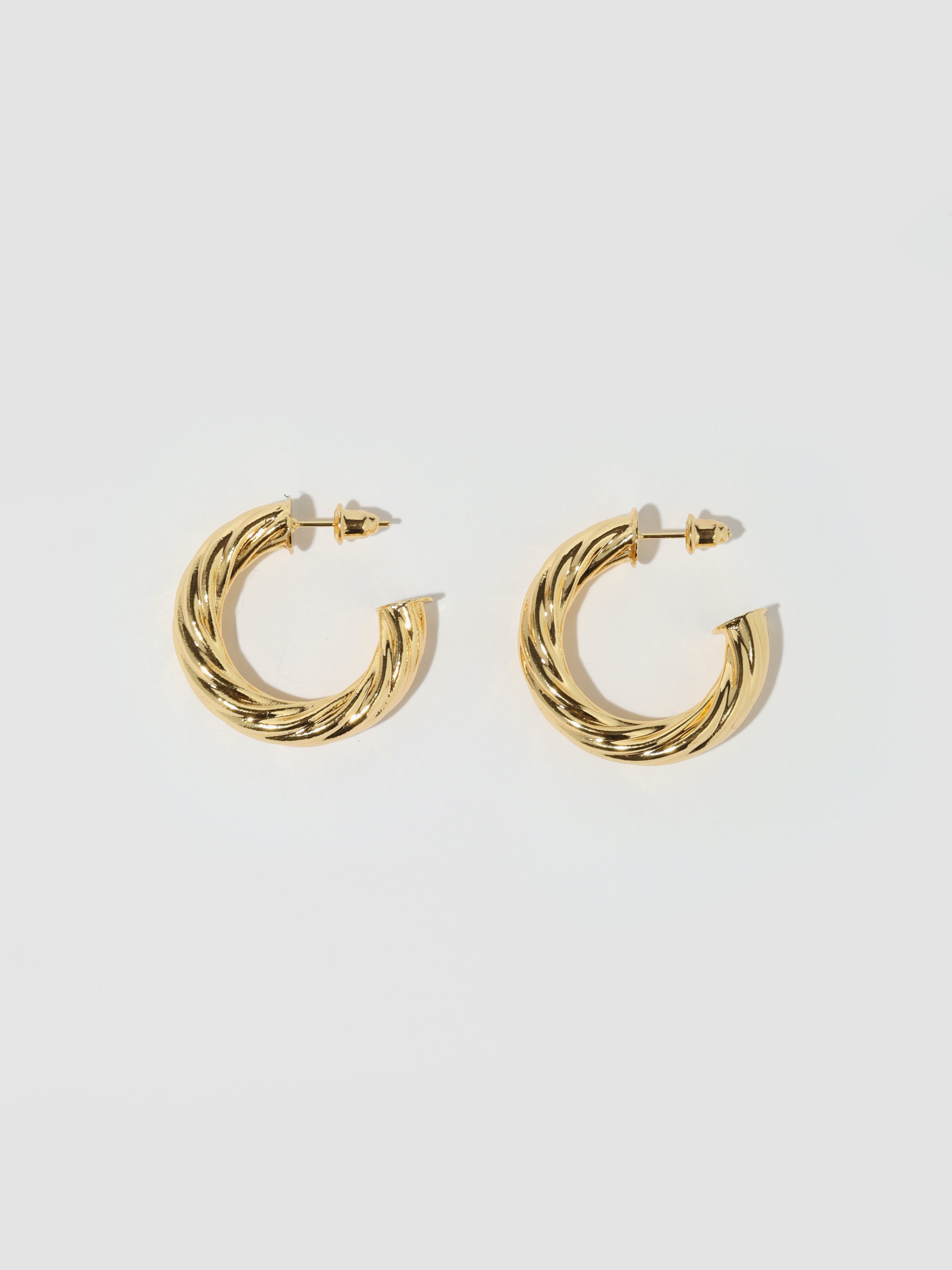 DYLAN HOOPS