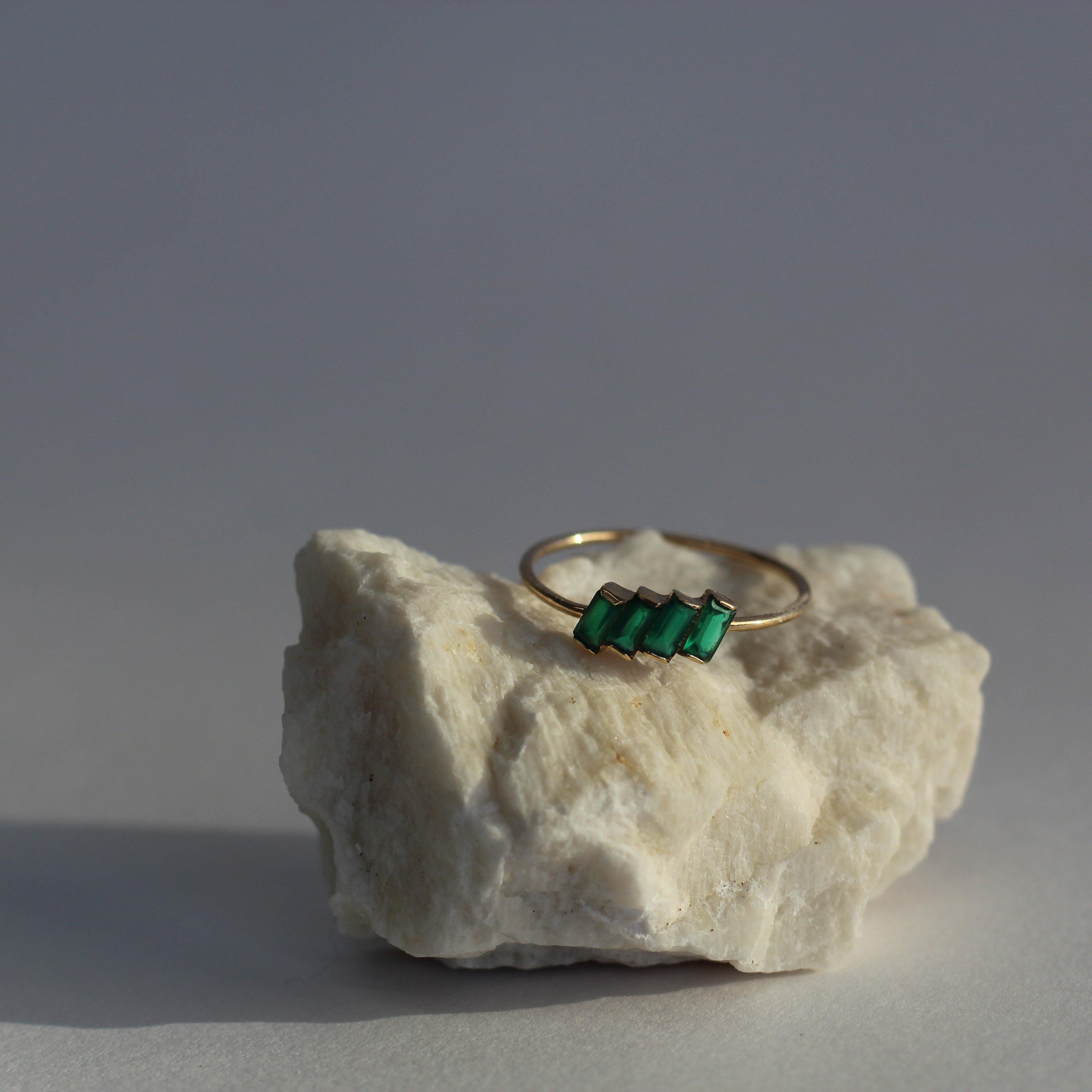 AGATE BAGUETTE RING - bobbie carr