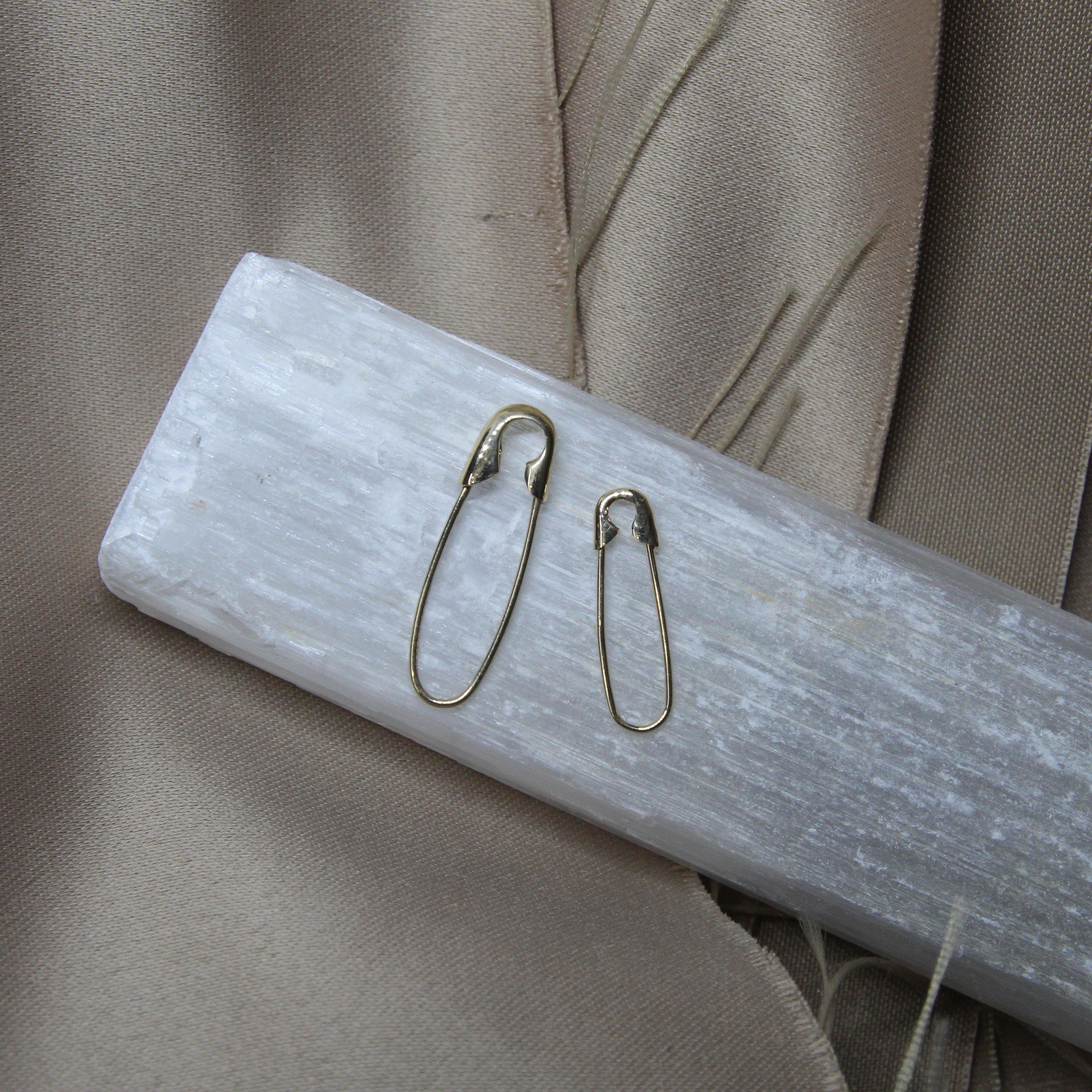 STANDARD SAFETY PIN - bobbie carr